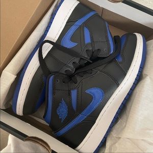 Nike Air Jordan 1 Kids Size 4/Women’s Size 5.5